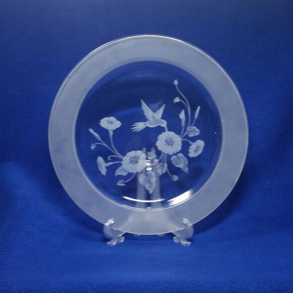 Avon Hummingbird 10" Dinner Plate Etched Hummingbird Collection Pre-Owned - Picture 10 of 10